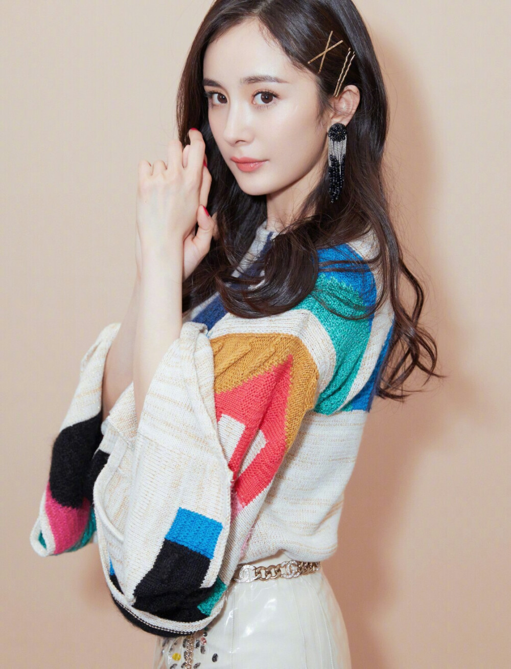 2019杨幂美图写真特写LOOK高清无水印壁纸 时尚穿搭摄影