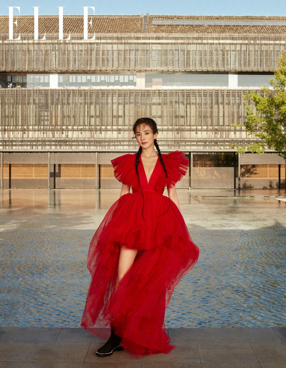 2019杨幂美图写真特写LOOK高清无水印壁纸 时尚穿搭摄影 杂志封面《ELLE》