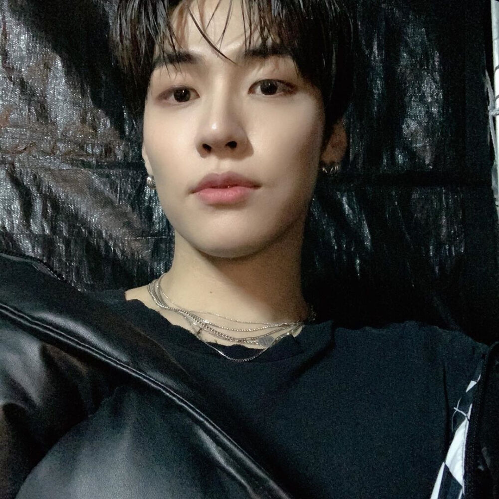 n.flying 李承协