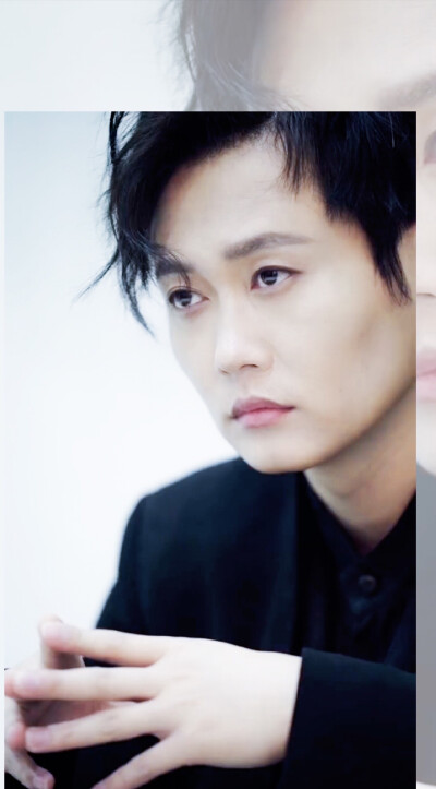 ✨✨神仙可爱孟鹤堂，
                               人间甜饼周九良。✨✨