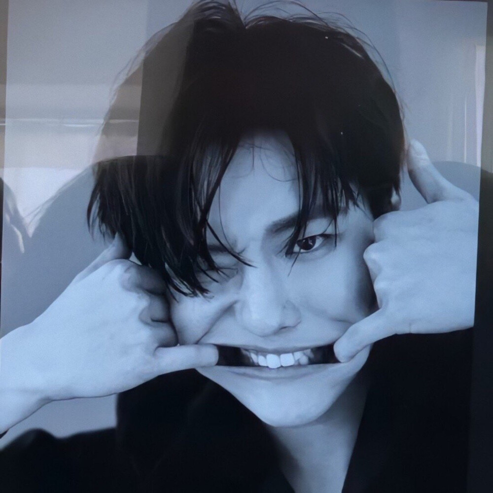 【INS头像更新】
2020/2/13 @woodz_dnwm ins头像更新一则 ​​​