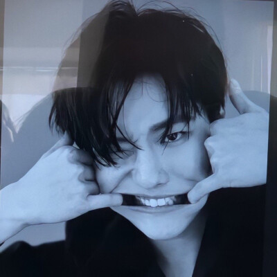 【INS头像更新】
2020/2/13 @woodz_dnwm ins头像更新一则 ​​​