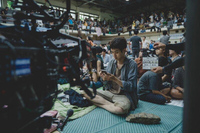 《寄生虫》崔宇植