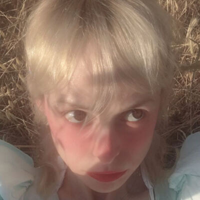 Petite Meller