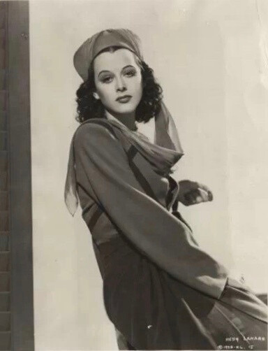 1930年，好莱坞影星海蒂·拉玛（Hedy Lamarr）。 ​​​