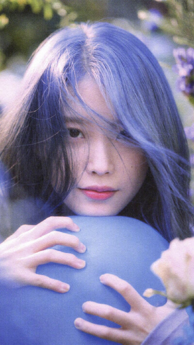 李智恩 IU