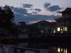 实话实说。
我觉得我拍的还可以。