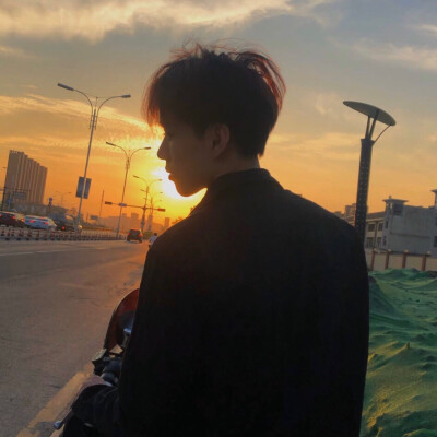 男头
二传注明堆糖 诗梦瑶