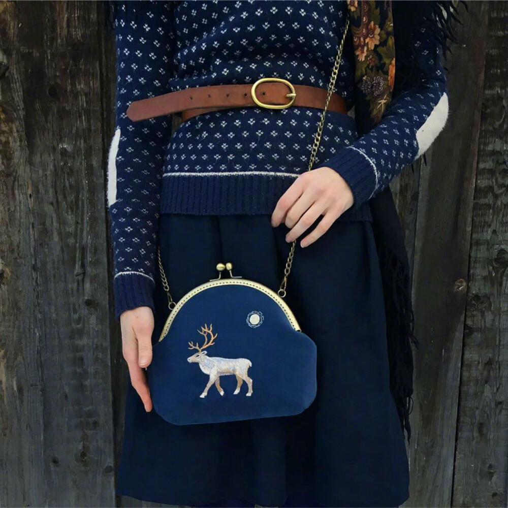 作者俄罗斯 Alexandra Goltsova