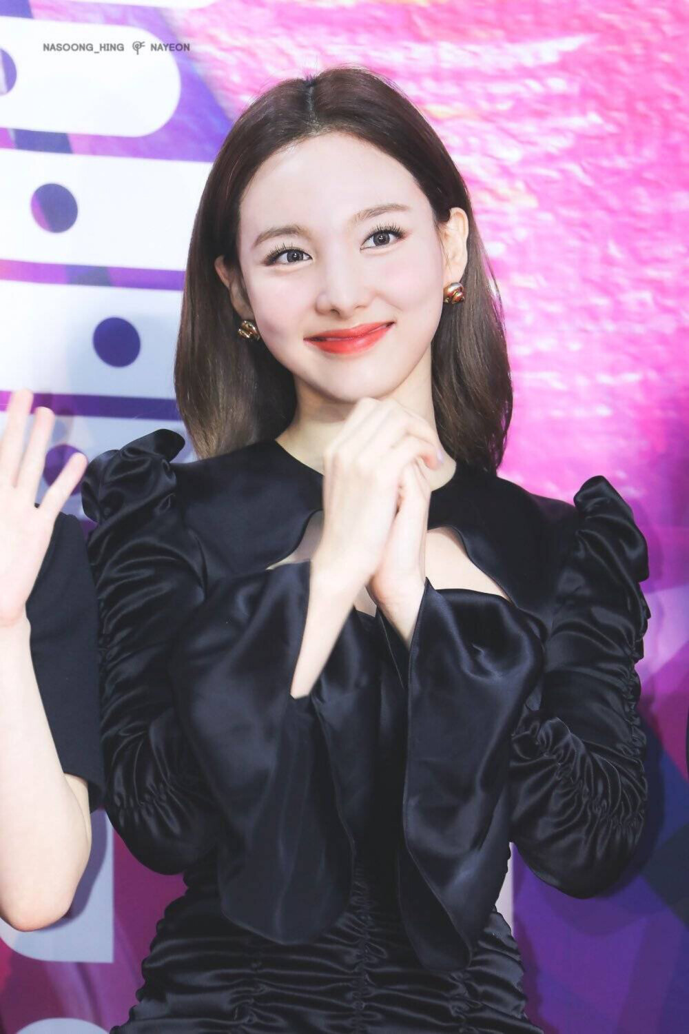 林娜琏 Na Yeon
女子演唱组合TWICE成员