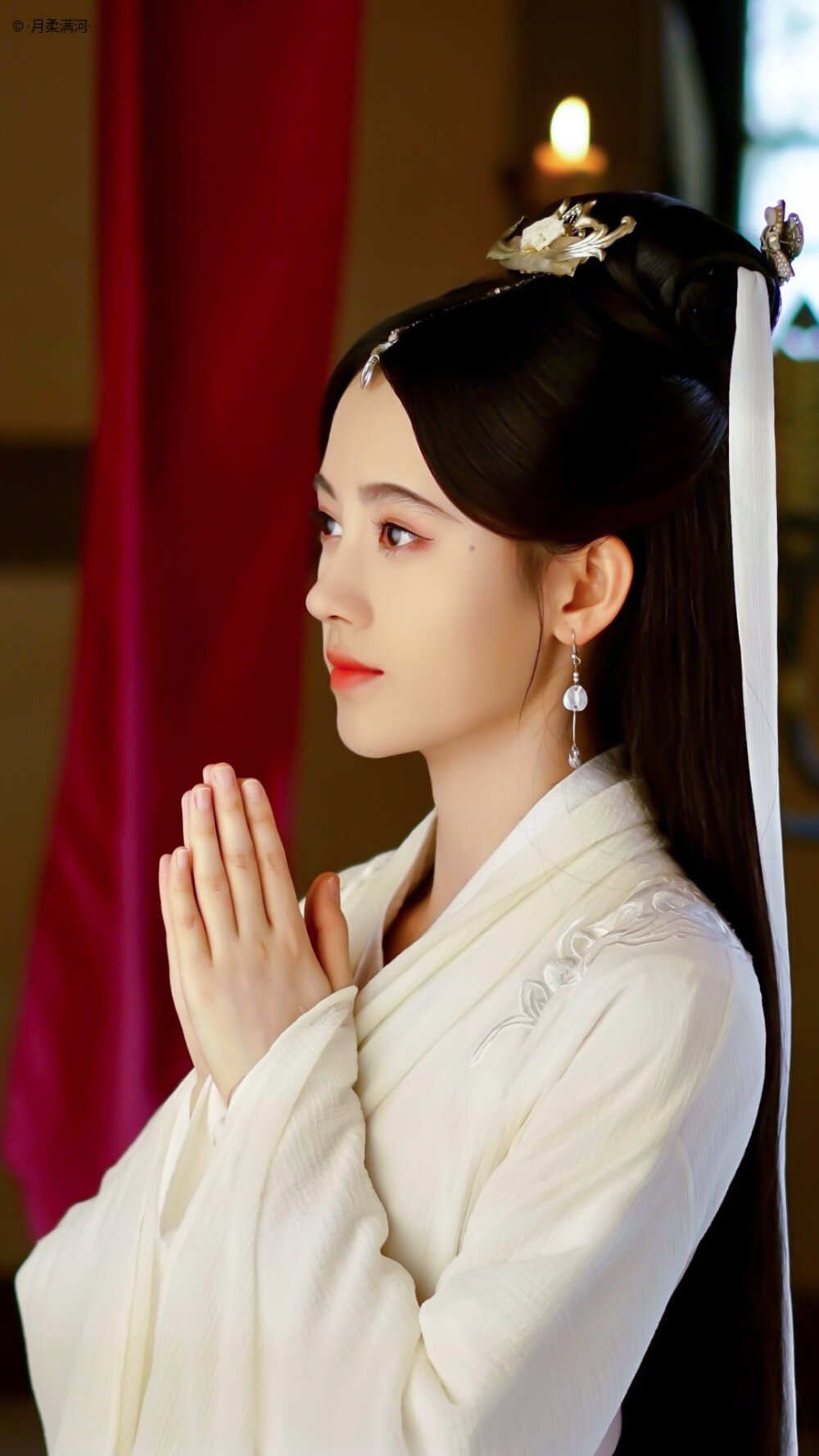 鞠婧祎白素贞壁纸