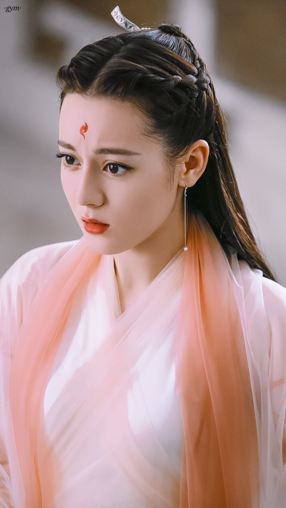 迪丽热巴白凤九壁纸
图源wb见水印