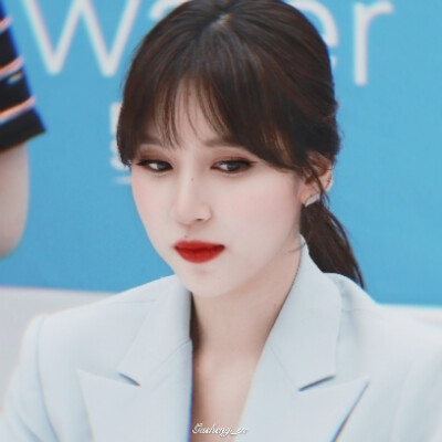 名井南 ©®顾笙恩
@边毛毛