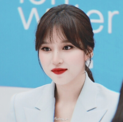 名井南 ©®顾笙恩
@边毛毛