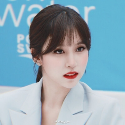 名井南 ©®顾笙恩
@边毛毛