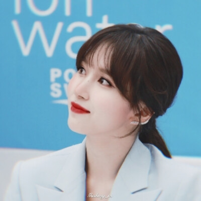 名井南 ©®顾笙恩
@边毛毛