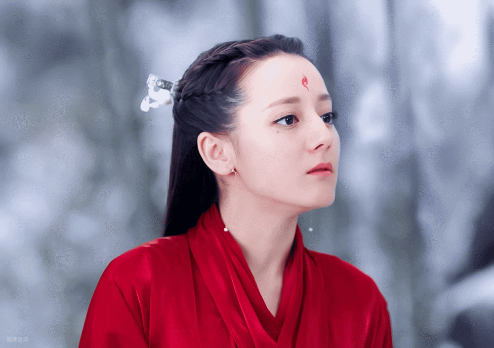 迪丽热巴九歌可爱动图