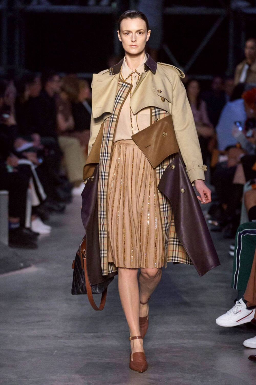 巴宝莉 Burberry 2019伦敦时装周秋冬高级成衣发布秀