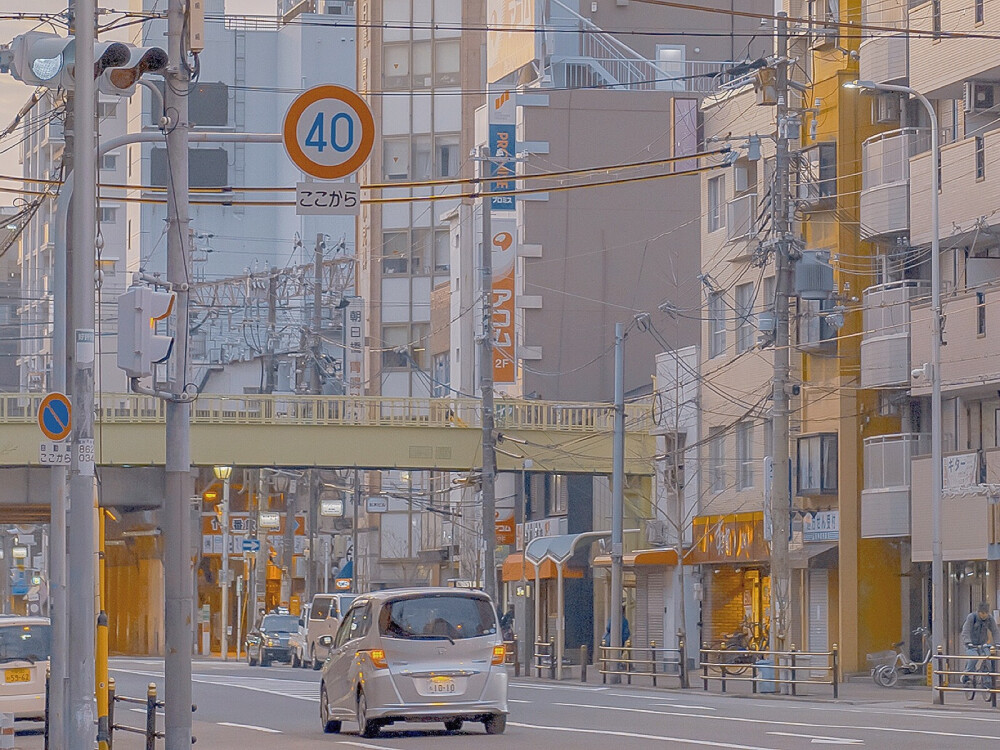 背景。
日本街道。