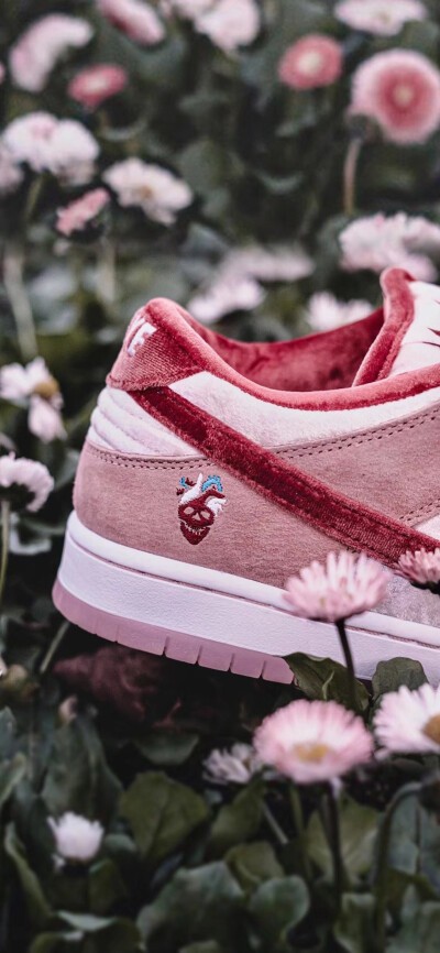 好喜欢 nike2020情人节限定｜ 壁纸