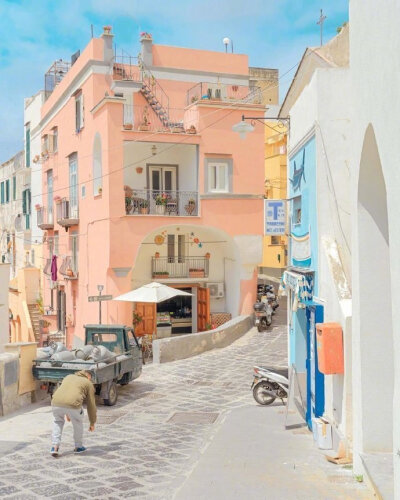 美丽的彩色小岛Procida ​​​​