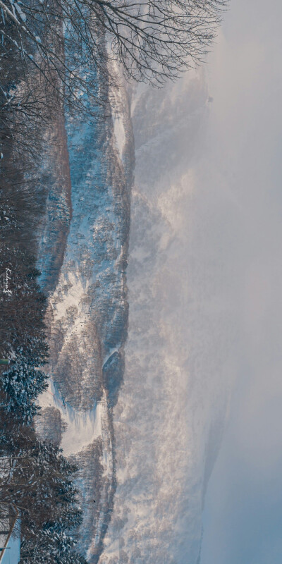 雪国的车站
cr见水印