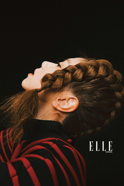 2020邓紫棋写真高清无水印壁纸桌面 歌手 明星 时尚摄影 杂志封面《ELLE》