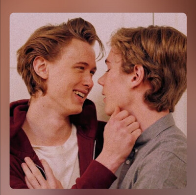 skam e神和小天使