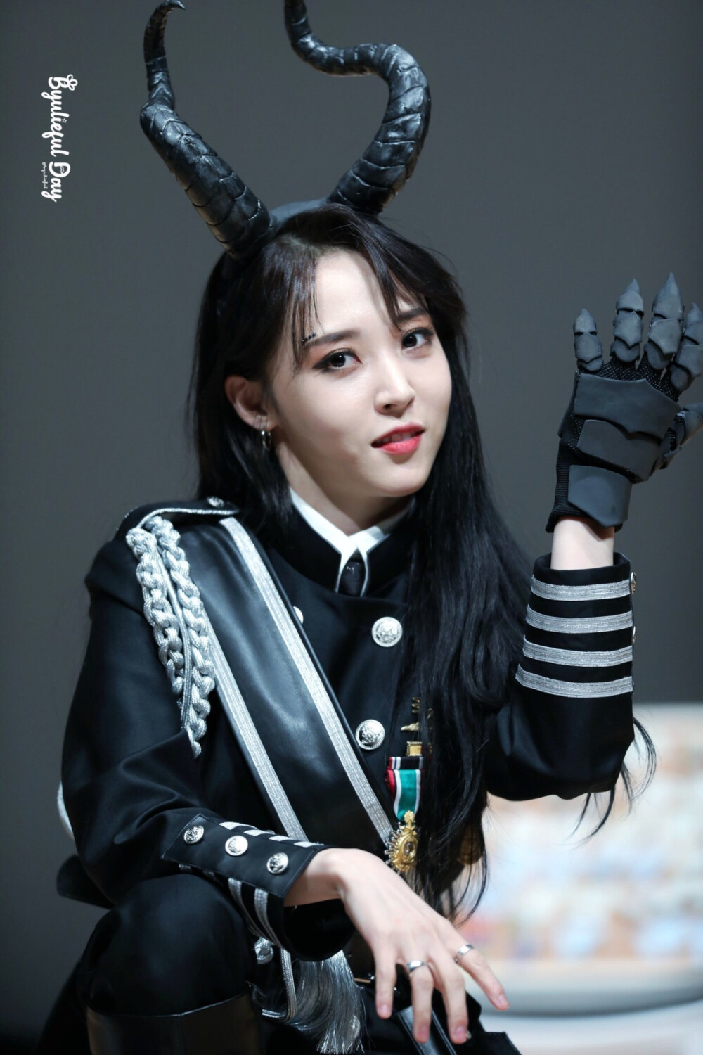 文星伊