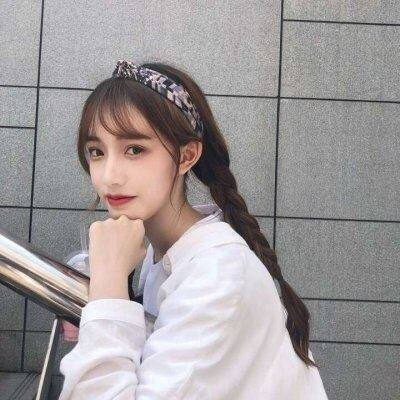 分享一些头像
最后一张是我做的哟！
希望大家喜欢！
『苏璃小仙女』