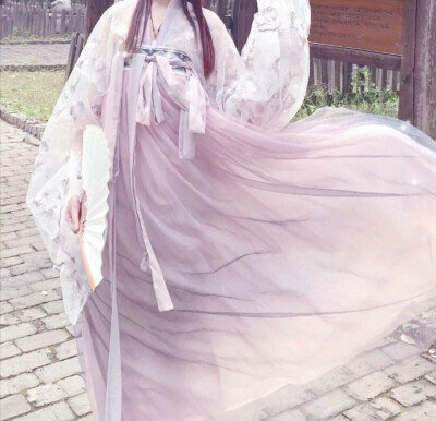 你们想要哪一个裙子，我都有哦~