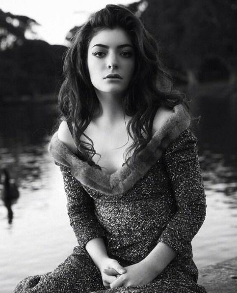 我洛！！！
Lorde❤