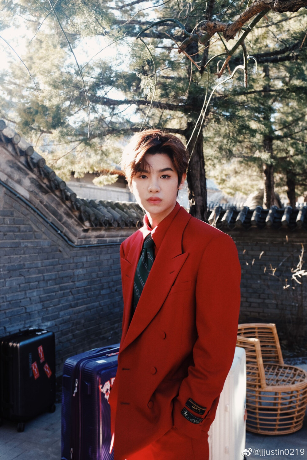 justin黄明昊18岁生日快乐 若芽蓬勃生机 明昊未来可期 成年快乐