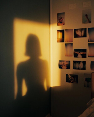 ᴍᴏᴏɴ ʜᴏᴛᴇʟ