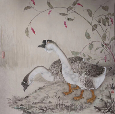 张坚盛聪慧好学，师法古今，遍览古今精品画作，吸取名家画风画技，融会贯通，结合自己的大胆创新，以传统笔墨为框架，绘制当代新概念中国画，开创出一片自己的艺术天地。他的作品，以花鸟、137187翎毛走兽48166为主…