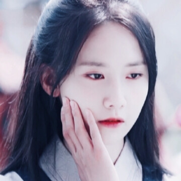 Yoona林允儿头像
原图来自堆糖