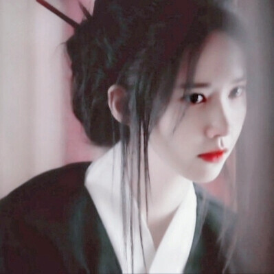 Yoona林允儿头像
原图来自堆糖