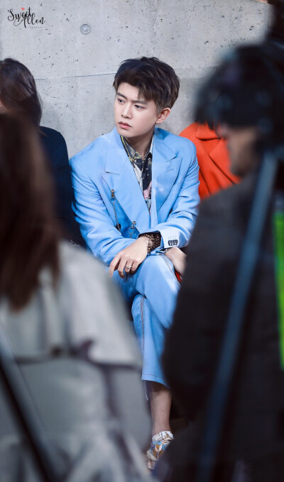 cr水印logo 无logo来源网络 侵删