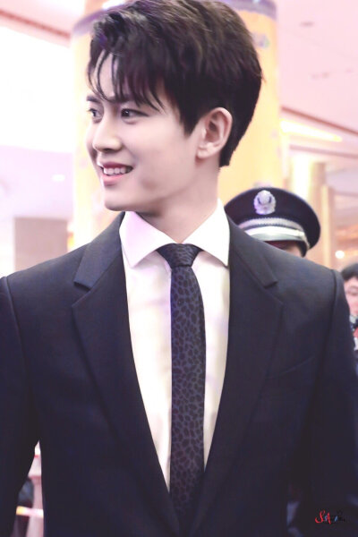 cr水印logo 无logo来源网络 侵删