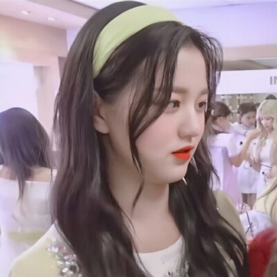 张元英头像
©®温夏.
原截-单舟