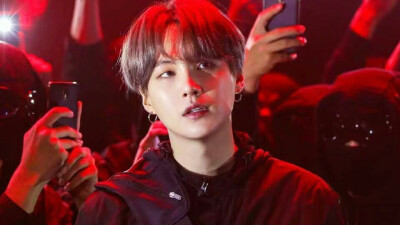 闵玧其
二转注明dt林词