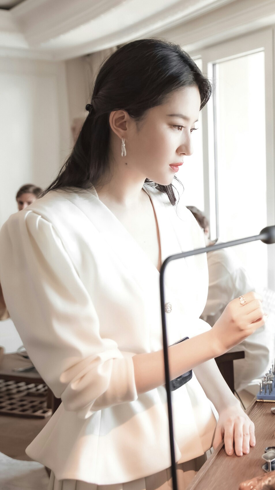 刘亦菲神仙姐姐仙女虞姬壁纸侧颜杀