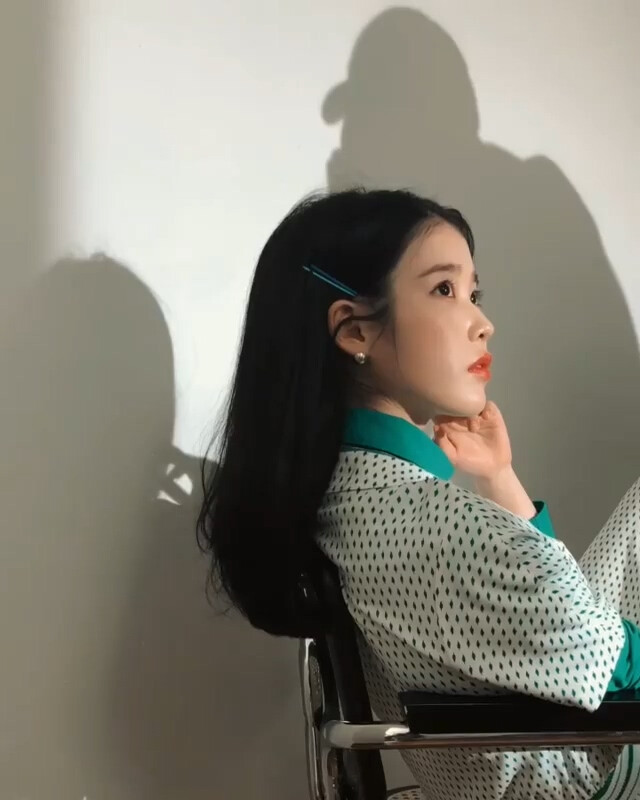 IU