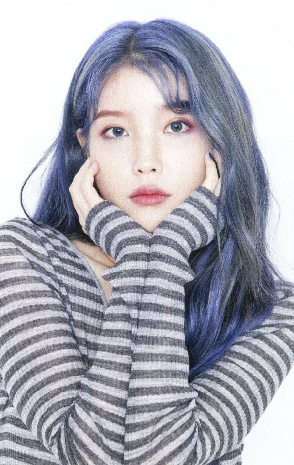 IU