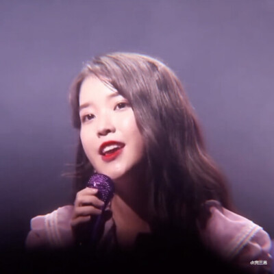 IU
完三恩