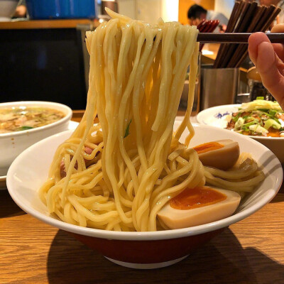 美食·充满诱惑的日式拉面