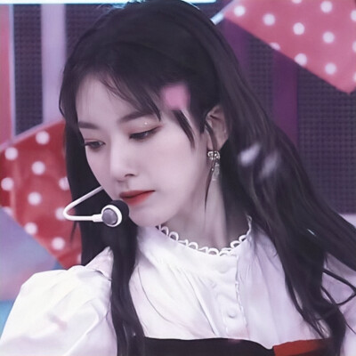 宫胁咲良.
原截 dt池羡.