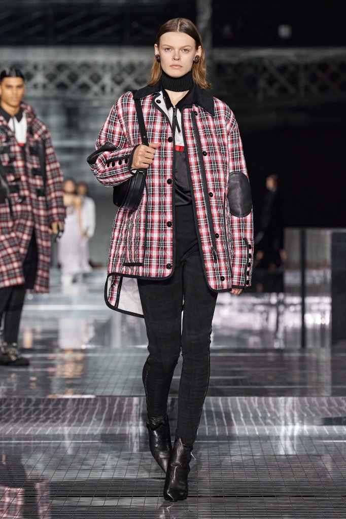 巴宝莉 Burberry 2020/21秋冬高级成衣秀