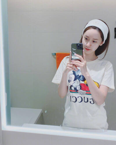 允儿sns更新
认证了中国站子给的礼物！