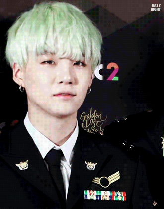 来喽来喽闵SUGA他真的来喽